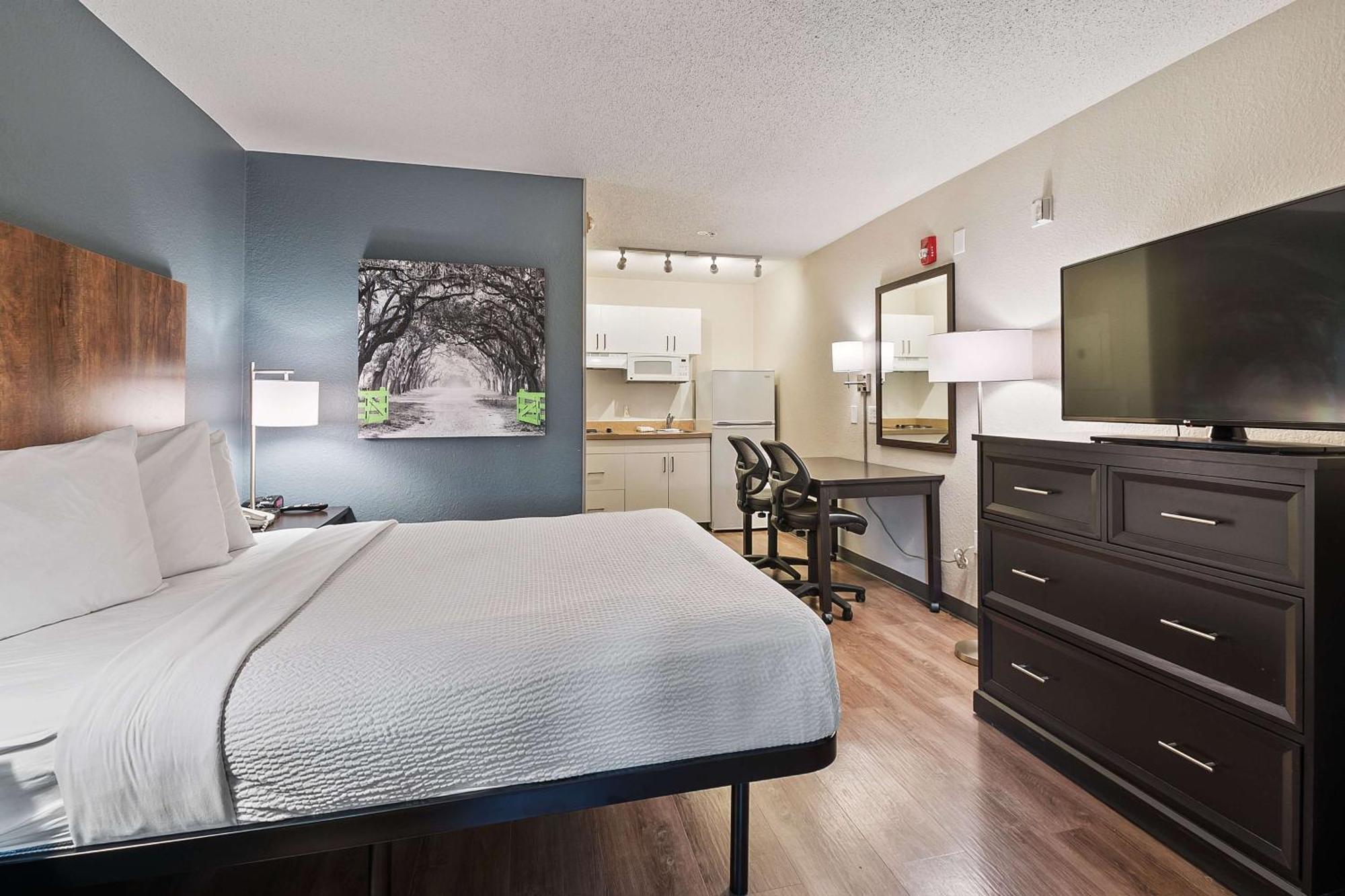 Extended Stay America Suites - Miami - Airport - Blue Lagoon Miami Springs Exterior photo