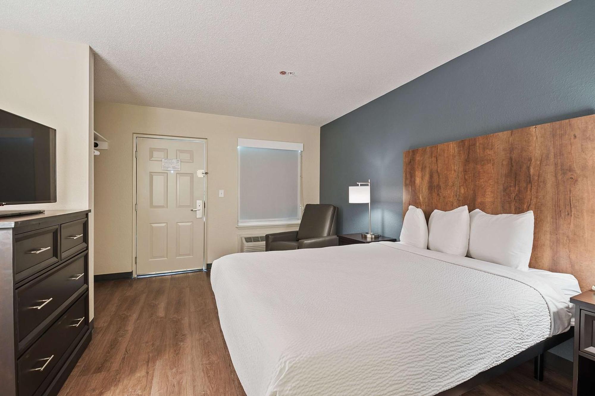Extended Stay America Suites - Miami - Airport - Blue Lagoon Miami Springs Exterior photo