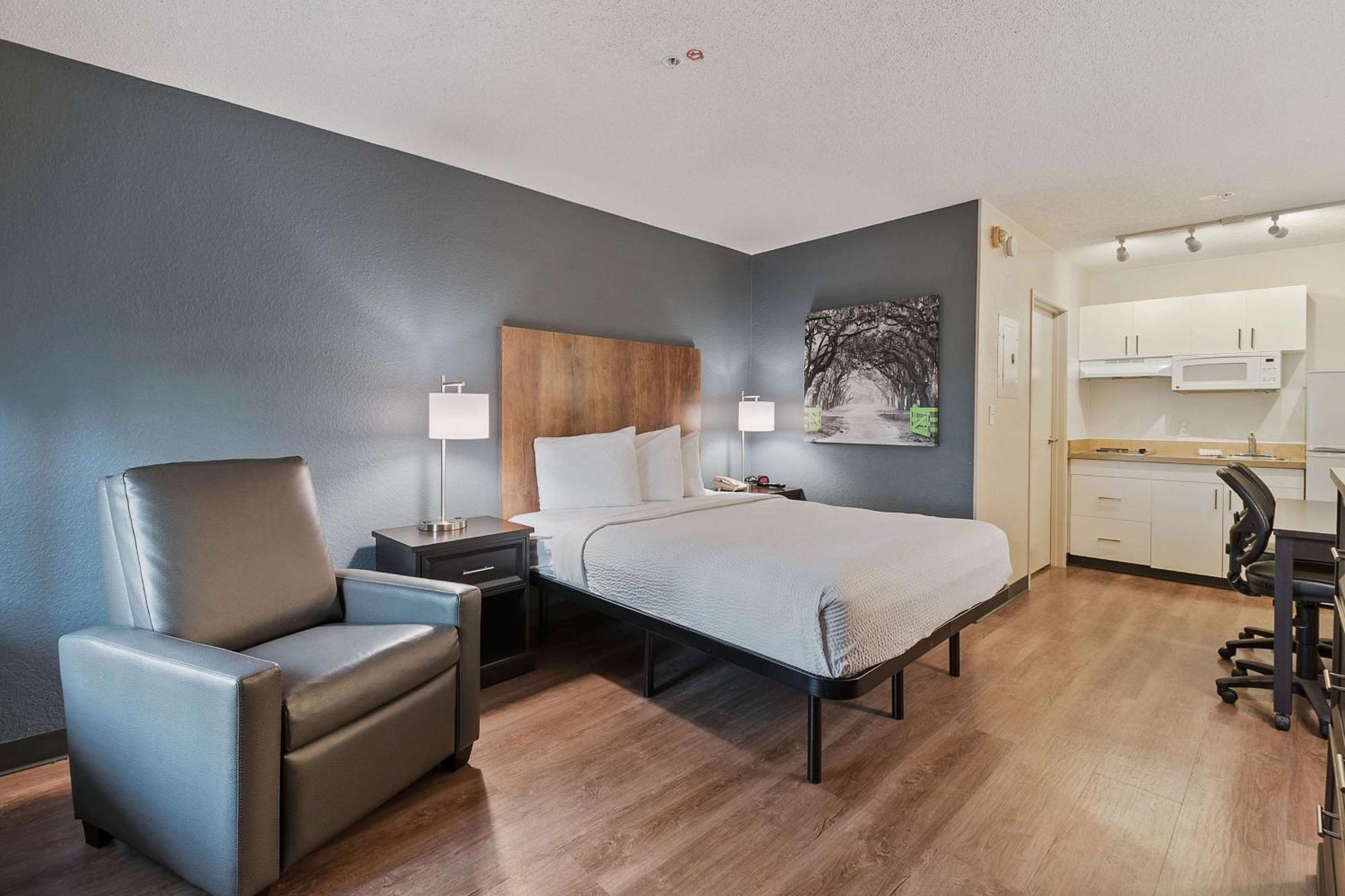 Extended Stay America Suites - Miami - Airport - Blue Lagoon Miami Springs Exterior photo