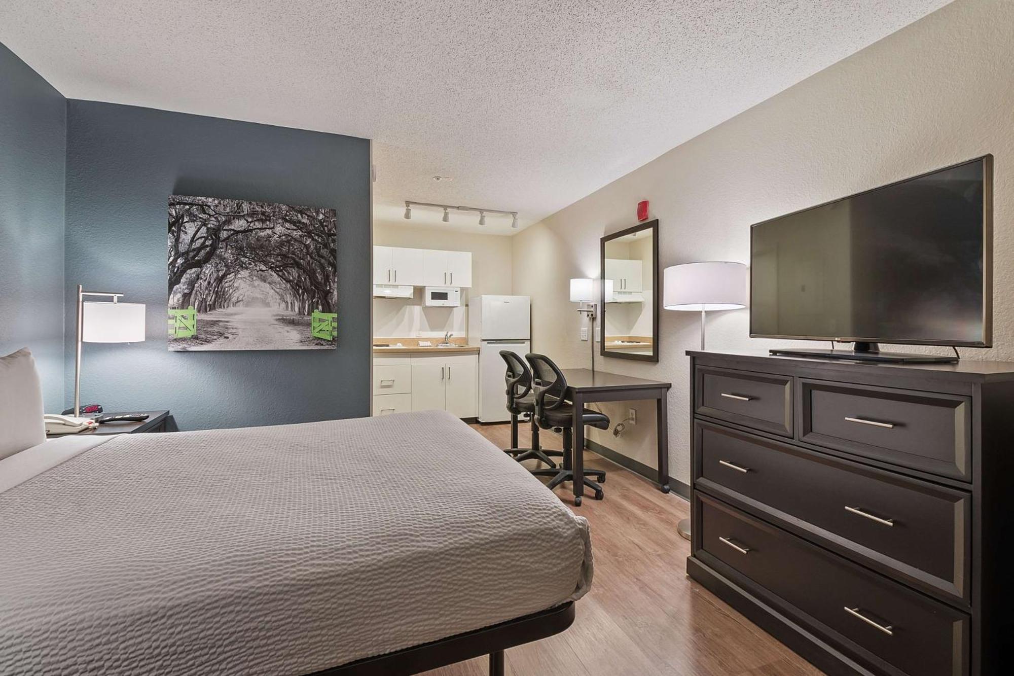 Extended Stay America Suites - Miami - Airport - Blue Lagoon Miami Springs Exterior photo